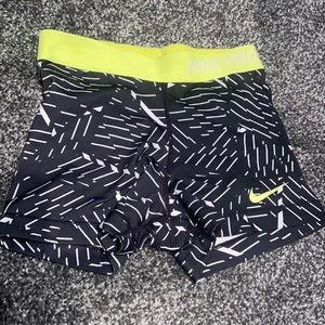 Nike pro